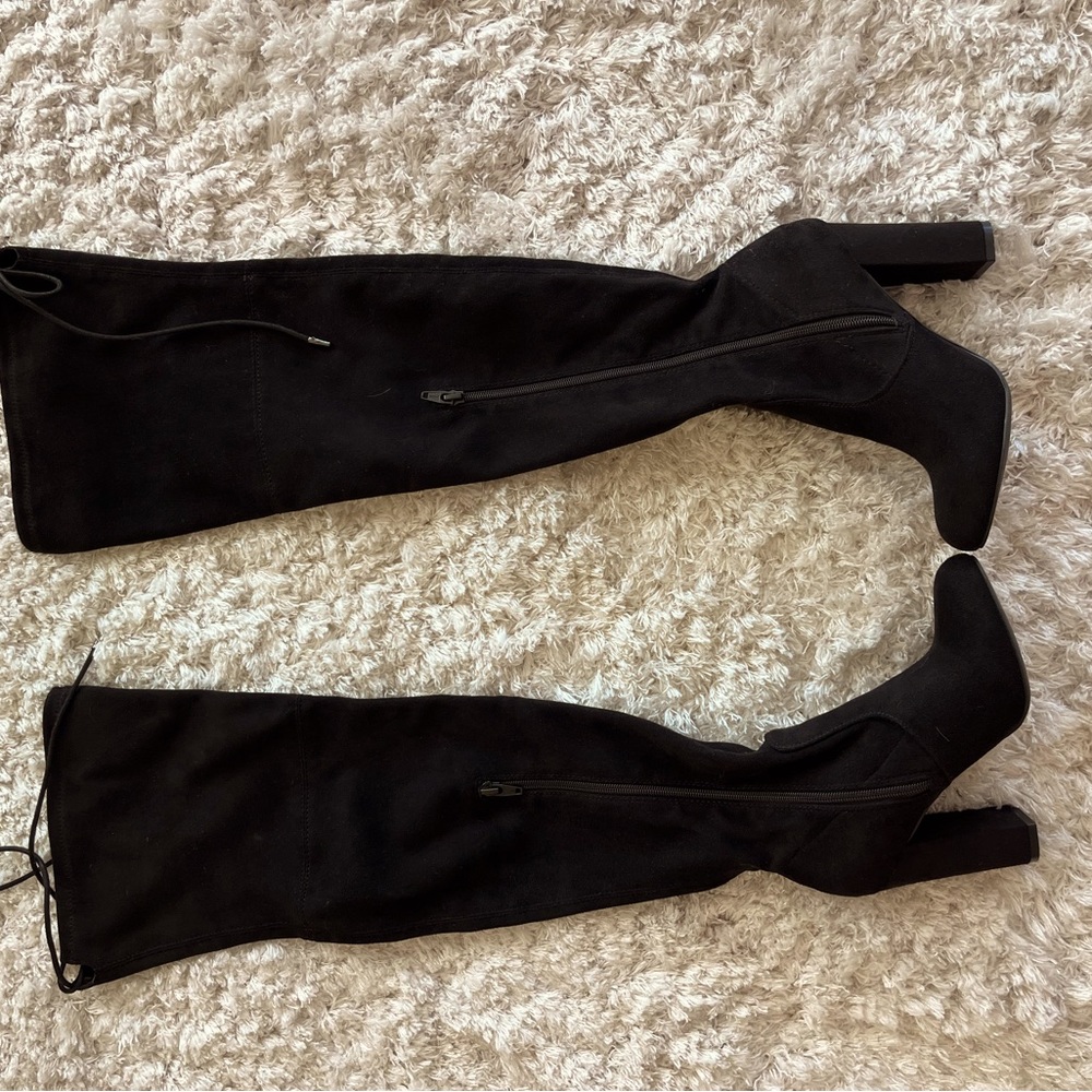 Boots - Picture 2 of 4